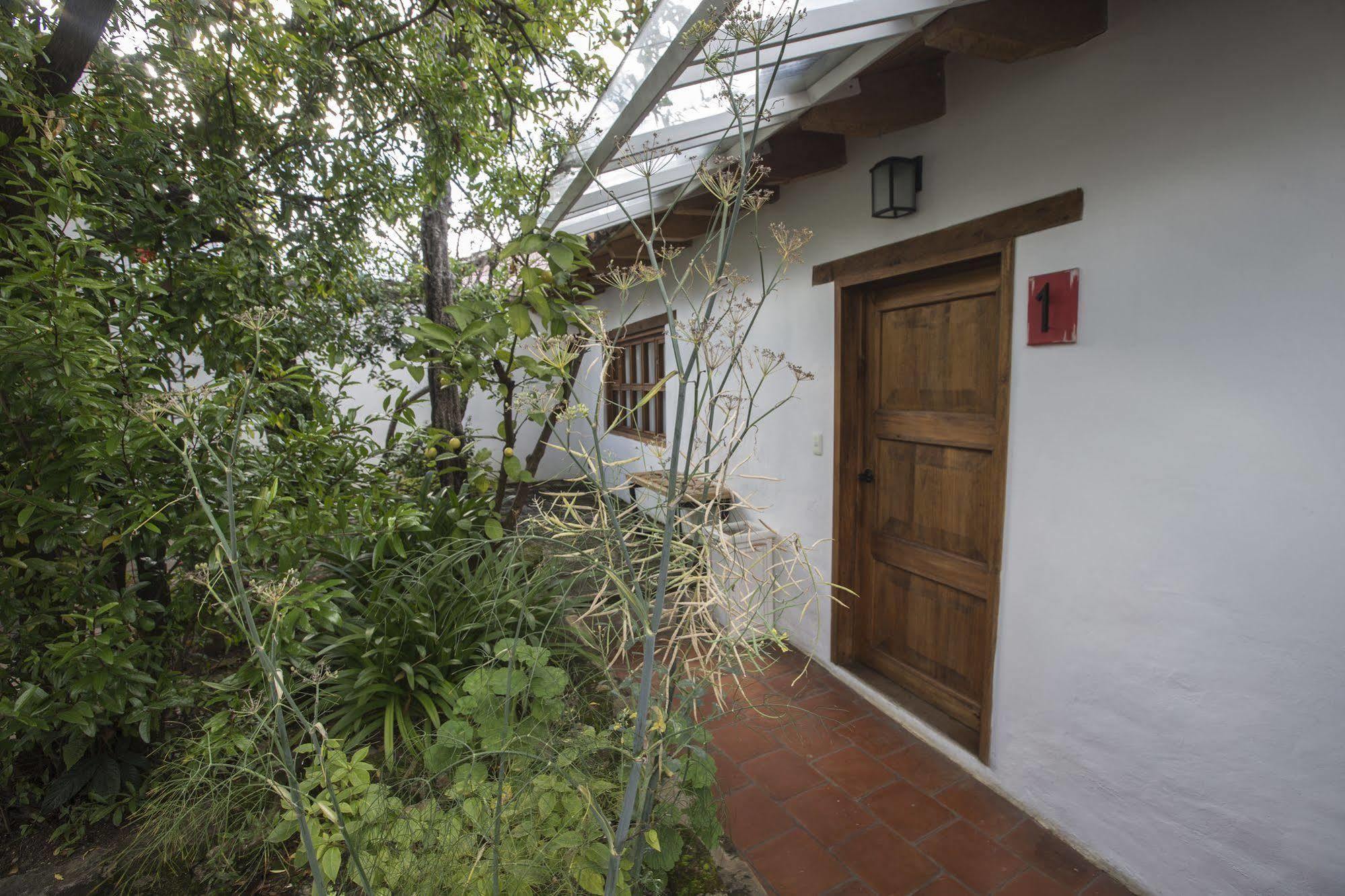 Mexicanos 10 Casavieja San Cristóbal de Las Casas 外观 照片